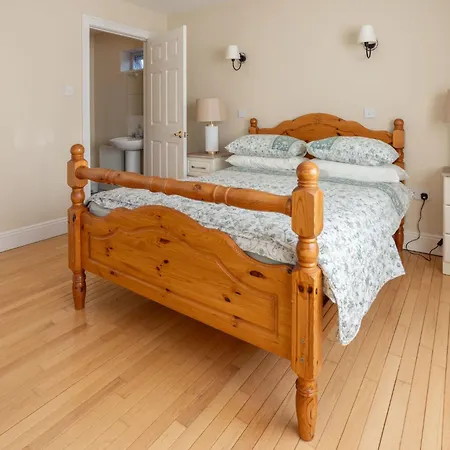 Holiday home Loch View House In Loch Gowna *