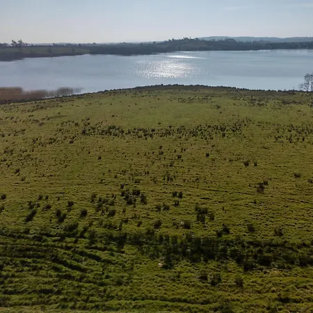 Loch View House In Loch Gowna Hébergement de vacances *