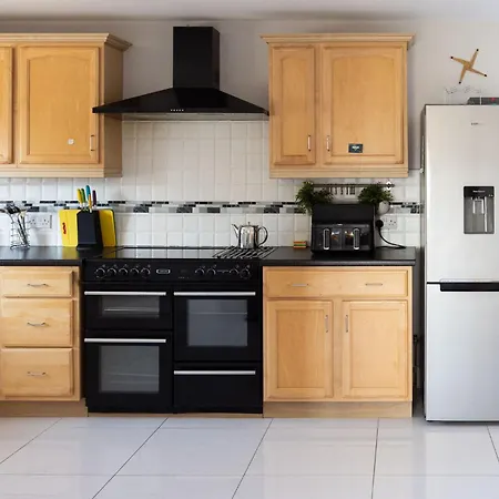 Loch View House In Loch Gowna