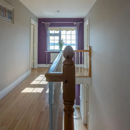 Loch View House In Loch Gowna *