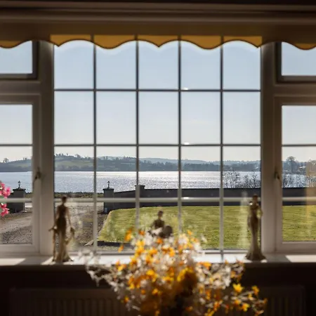 Loch View House In Loch Gowna Hébergement de vacances